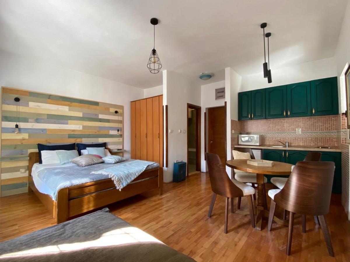 Apartments Nautica Херцег-Нови Экстерьер фото