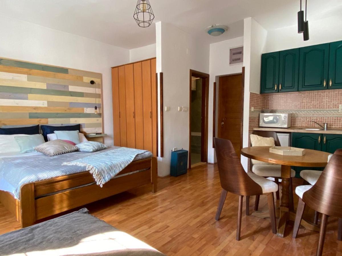 Apartments Nautica Херцег-Нови Экстерьер фото